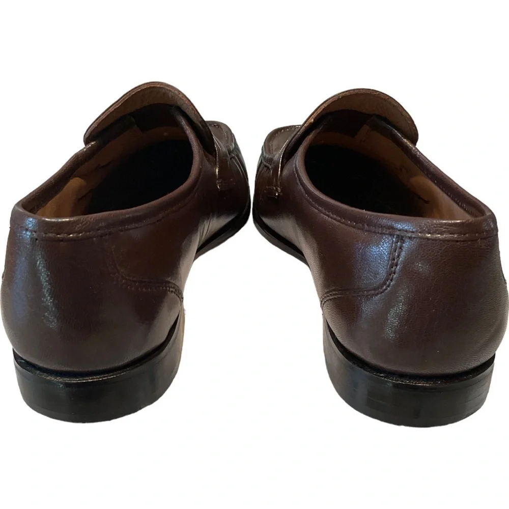 OAKTON CLASSICS LEATHER SLIPONS 7.5D